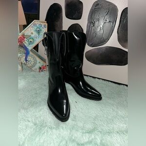 Vero Cuoio Black Heeled Boots